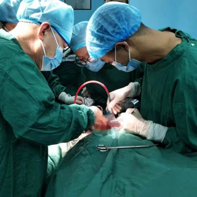 关注！德宏友谊医院成功为一名结肠癌高危患者行右半结肠切除术